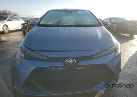 2020 Toyota Corolla Le z USA, uszkodzony, nr VIN 5YFEPRAEXLP009721